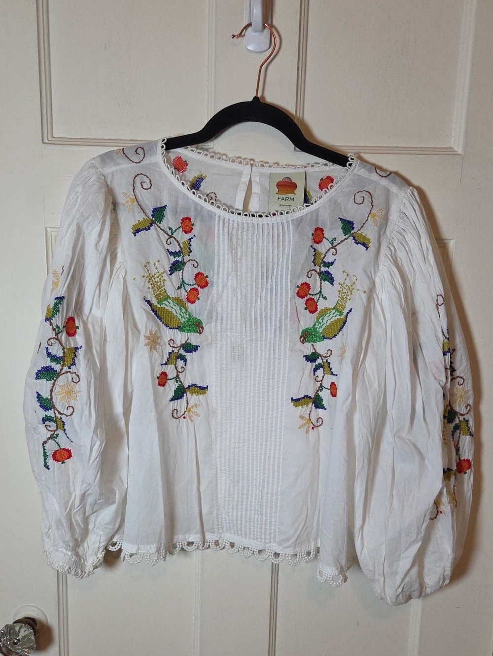FARM Rio Pitanga Embroidered Blouse In White Multi Color Embroudery Size Large - Picture 5 of 16